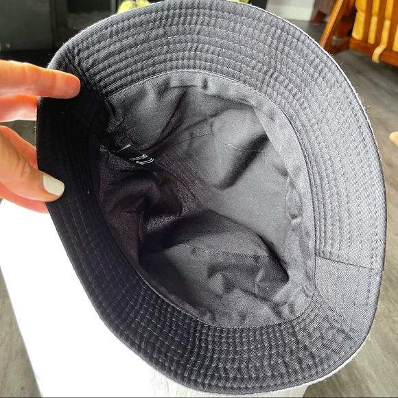 Denim Bucket Hat ~ New - Picture 4 of 5